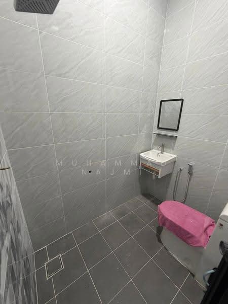 Bungalow House untuk Dijual di Dungun (Terengganu) - Muhammad Najmi - Bathroom - PropertyGuru.com.my