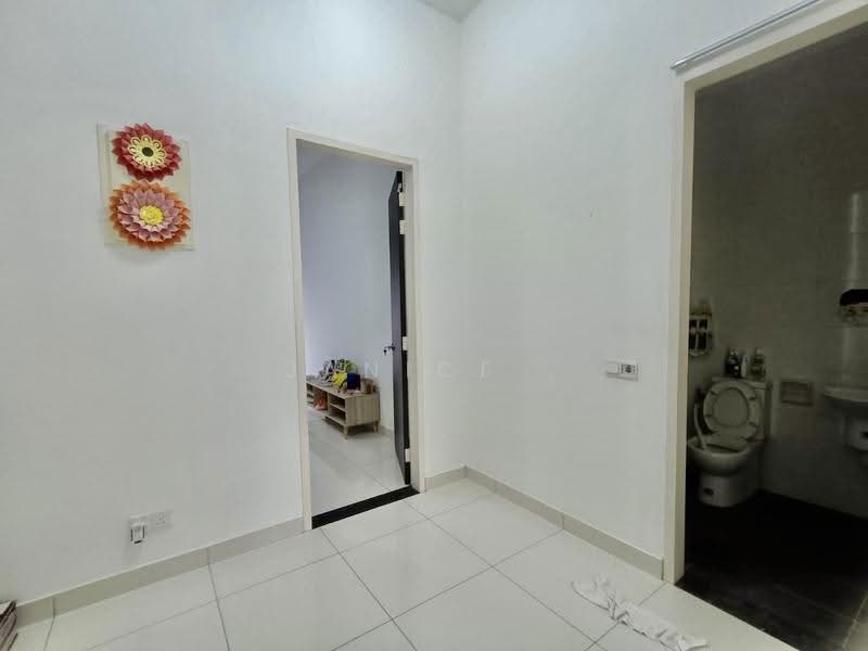 Terraced House for Sale in Johor Bahru (Johor) - Janice . - Bathroom - PropertyGuru.com.my