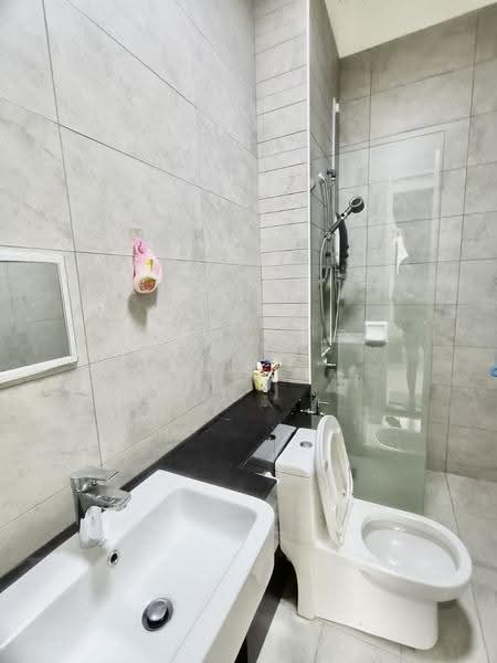 Terraced House for Sale in Johor Bahru (Johor) - Janice . - Bathroom - PropertyGuru.com.my