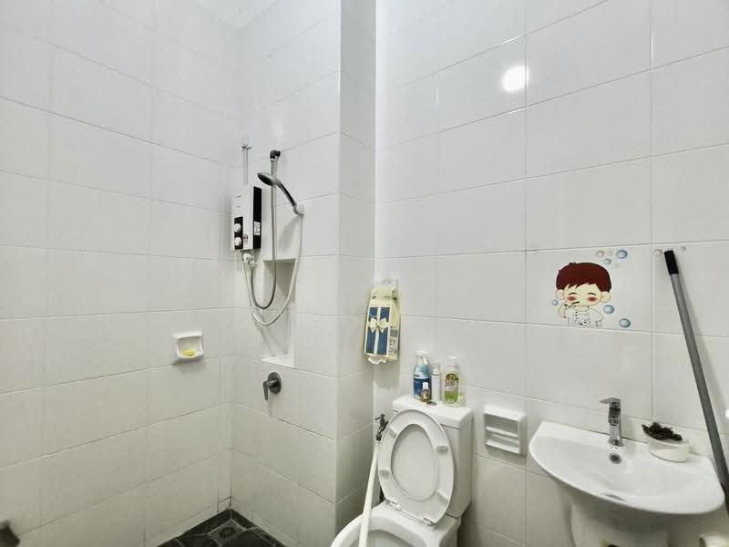 Terraced House for Sale in Johor Bahru (Johor) - Janice . - Bathroom - PropertyGuru.com.my