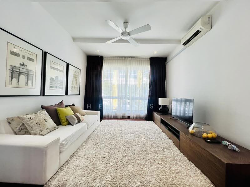 Bungalow House untuk Dijual di Taman Desa Aman (Cheras) - Michelle Siow - Living Room - PropertyGuru.com.my