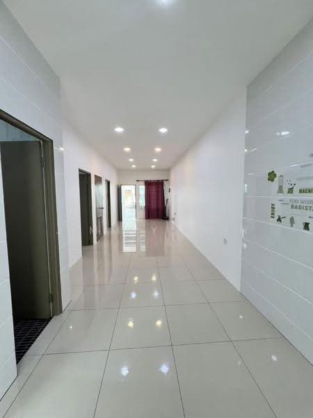 1-storey Terraced House for Sale in Kuching (Sarawak) - Jimmyy Chin - Corridor - PropertyGuru.com.my