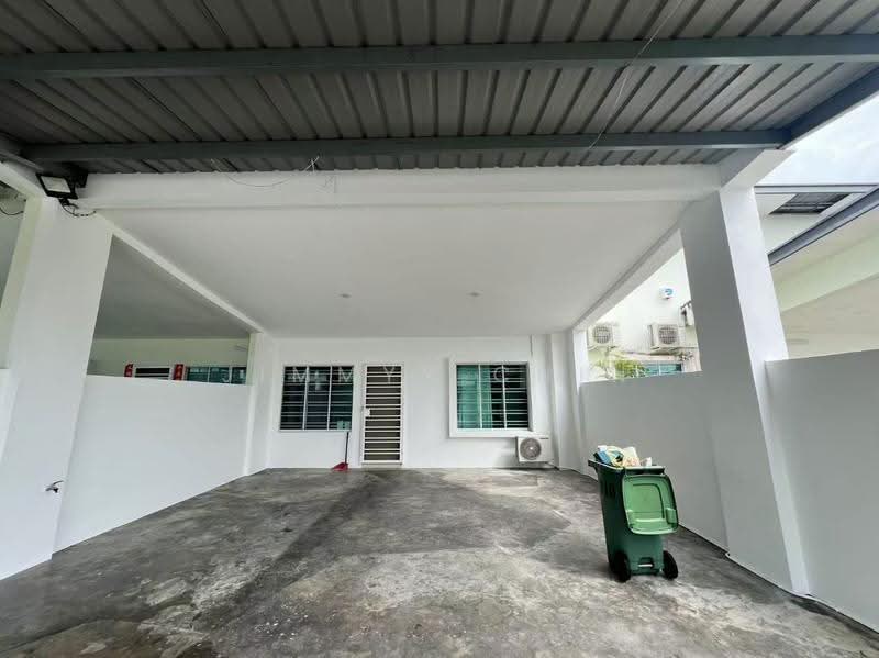 1-storey Terraced House for Sale in Kuching (Sarawak) - Jimmyy Chin - Exterior - PropertyGuru.com.my