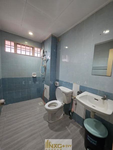 Terraced House for Rent in Bandar Botanic (Klang) - Ethan Chua - Bathroom - PropertyGuru.com.my