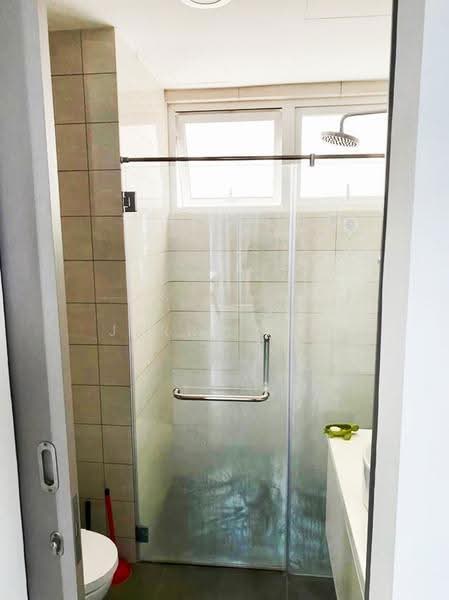 Kondominium untuk Disewa di The Loft @ Southbay City - Jerry Tan - Bathroom - PropertyGuru.com.my