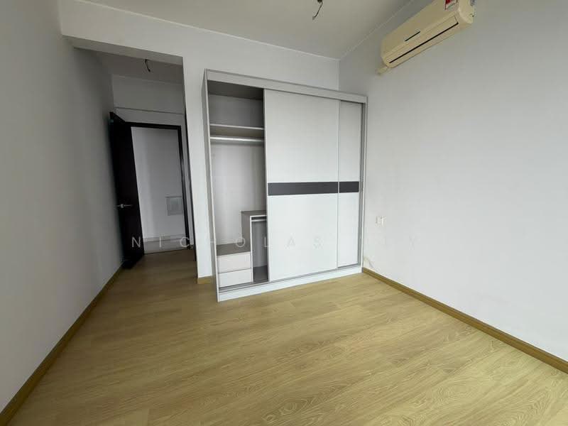 Condominium for Sale at Royal Strand @ Country Garden Danga Bay - Nicholas Tey - Bedroom - PropertyGuru.com.my