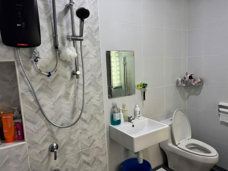 2-storey Terraced House for Sale in Johor Bahru (Johor) - Coco Lee - Bathroom - PropertyGuru.com.my