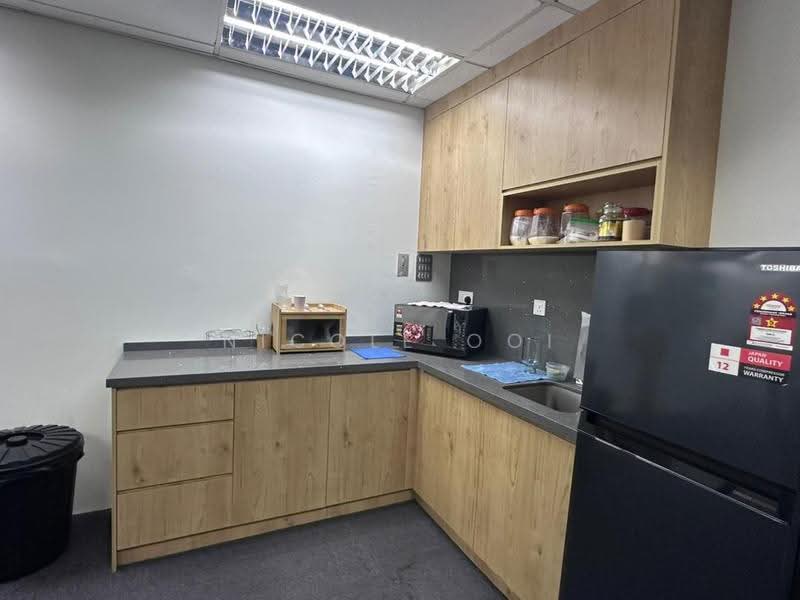 Office for Rent in SS 21, Damansara Utama (Petaling Jaya) - Nicole Ooi - Kitchen - PropertyGuru.com.my