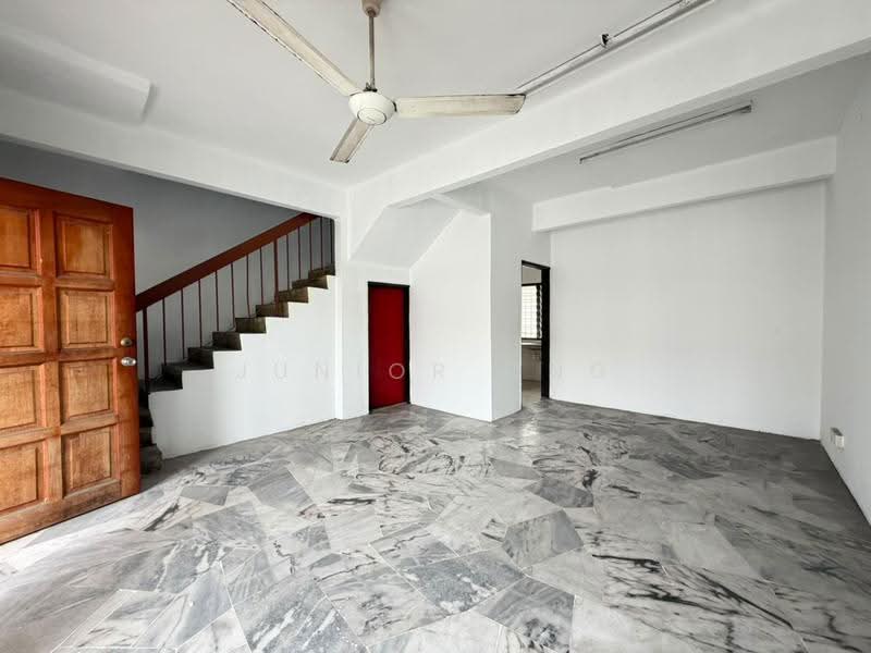 2-storey Terraced House for Sale in Taman Bukit Rawang Jaya (Rawang) - Junior Ong - Entrance - PropertyGuru.com.my
