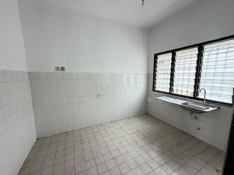 2-storey Terraced House for Sale in Taman Bukit Rawang Jaya (Rawang) - Junior Ong - Kitchen - PropertyGuru.com.my