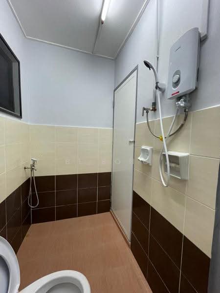 Rumah Teres 2-Tingkat untuk Dijual di Bukit Baru (Melaka) - BL Bong - PropertyGuru.com.my