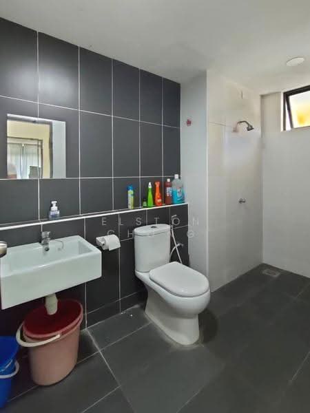 Service Residence for Sale at The Garden Residences - Elston Chong - Bathroom - PropertyGuru.com.my