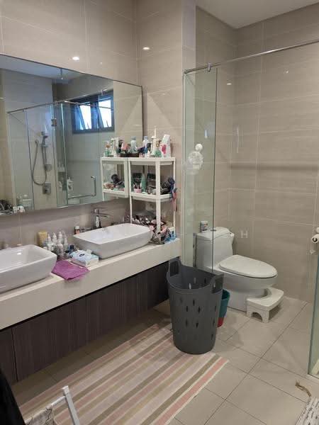 Kondominium untuk Dijual di TRIA Seputeh in 9 Seputeh, Kuala Lumpur - Adeline Teh - Bathroom - PropertyGuru.com.my