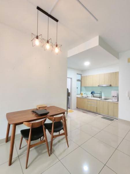Kediaman Servis untuk Disewa di Meridin Bayvue Serviced Apartment - Vlien Lua - PropertyGuru.com.my