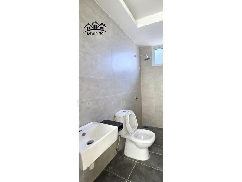 Condominium for Sale at QuayWest Residence - Edwin Ng - Bathroom - PropertyGuru.com.my