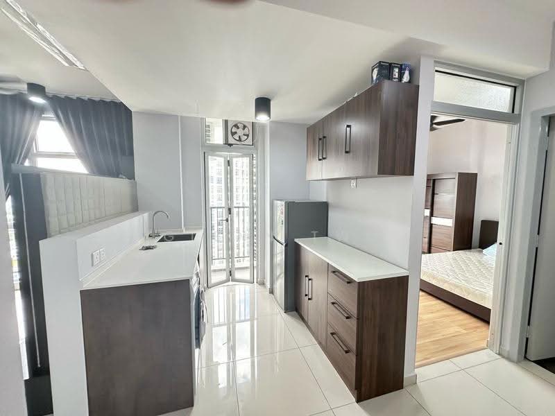 2-storey Terraced House for Rent in Taman Pulai Flora (Skudai) - Glenn Twe - Kitchen - PropertyGuru.com.my