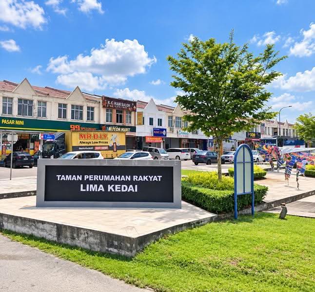 Shop / Office untuk Dijual di Gelang Patah (Johor) - Janice . - Exterior - PropertyGuru.com.my