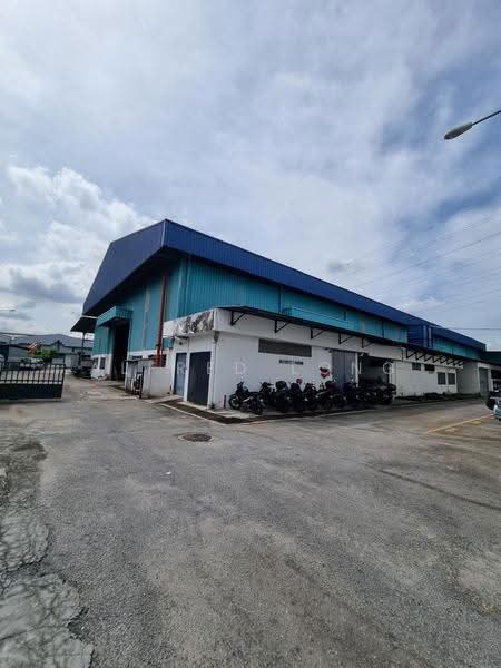 Kilang Terpisah untuk Disewa di Kampung Sungai Lalang (Semenyih) - Alfred Long - Exterior - PropertyGuru.com.my
