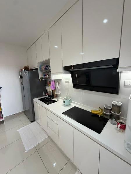 Service Residence for Sale at Veranda Residence - Elston Chong - Kitchen - PropertyGuru.com.my
