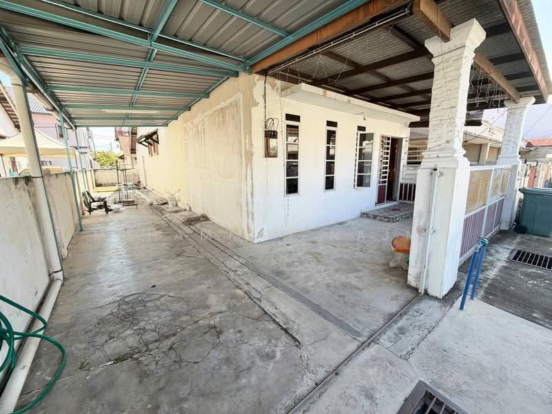 Rumah Teres 1.5-Tingkat untuk Dijual di Kemaman (Terengganu) - Muhammad Najmi - Exterior - PropertyGuru.com.my