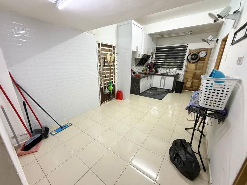 Rumah Teres 1.5-Tingkat untuk Dijual di Kemaman (Terengganu) - Muhammad Najmi - Kitchen - PropertyGuru.com.my