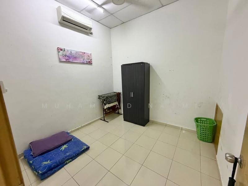 Rumah Teres 1.5-Tingkat untuk Dijual di Kemaman (Terengganu) - Muhammad Najmi - Bedroom - PropertyGuru.com.my