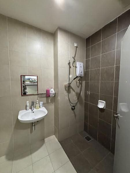 Kondominium untuk Disewa di PARC Regency (Residensi Masai) - Shi Chin Pang - Bathroom - PropertyGuru.com.my