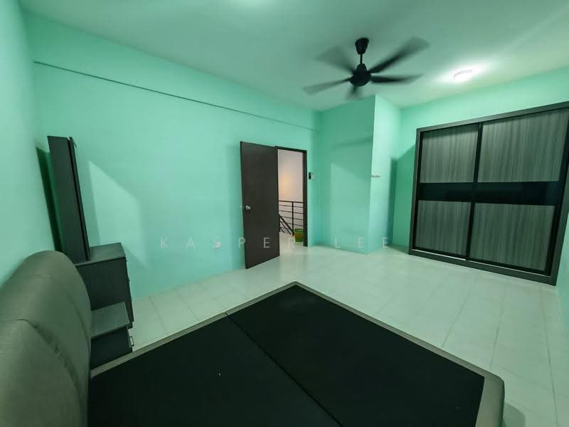 Rumah Teres 2-Tingkat untuk Dijual di Taman Scientex Pasir Gudang (Pasir Gudang) - Kasper Lee - Bedroom - PropertyGuru.com.my