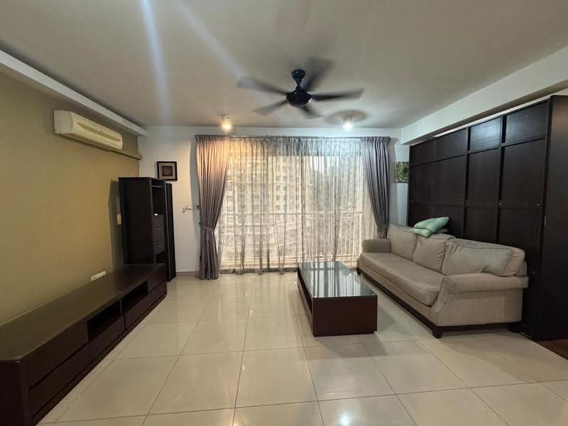 Kediaman Servis untuk Disewa di Ritze Perdana 2 - CS OW - Living Room - PropertyGuru.com.my