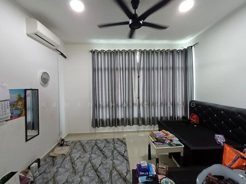 Rumah Teres 2-Tingkat untuk Dijual di Shah Alam (Selangor) - Samantha Chang - Living Room - PropertyGuru.com.my