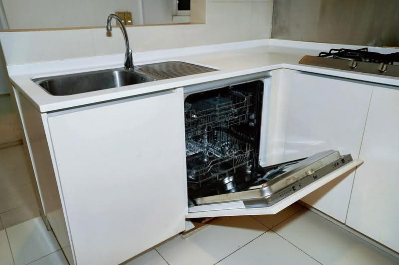 Condominium for Rent at Verticas Residensi - Joy Ooi - Kitchen - PropertyGuru.com.my