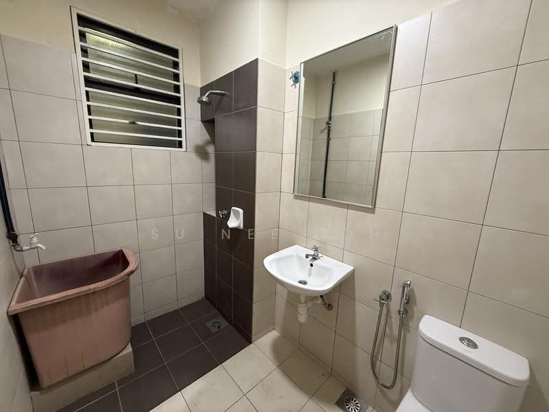Rumah Teres 2-Tingkat untuk Disewa di Bandar Tasik Puteri (Rawang) - Su Nee Goh - Bathroom - PropertyGuru.com.my