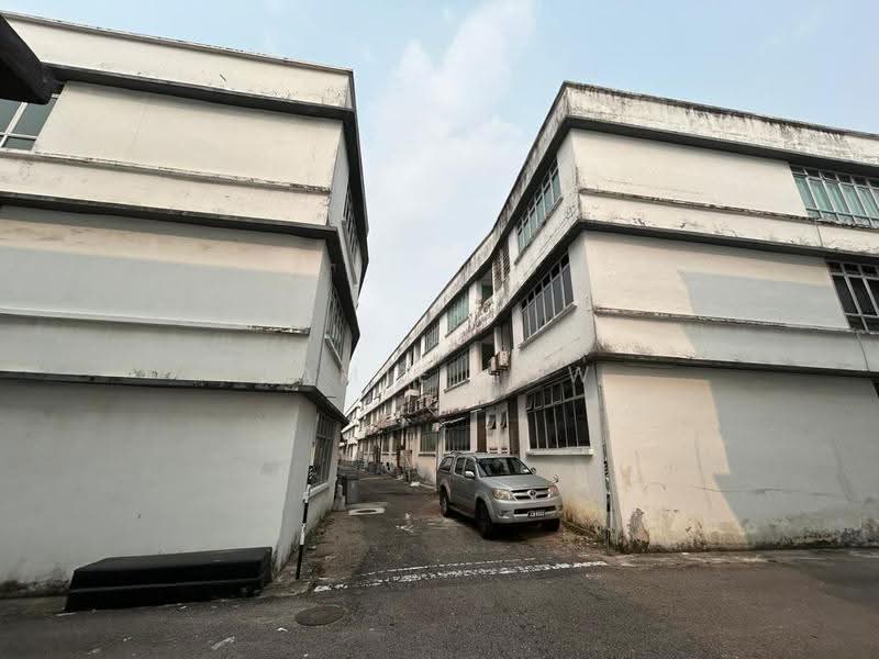 Kedai untuk Disewa di Kempas Utama (Tebrau) - Jamie Low - Exterior - PropertyGuru.com.my