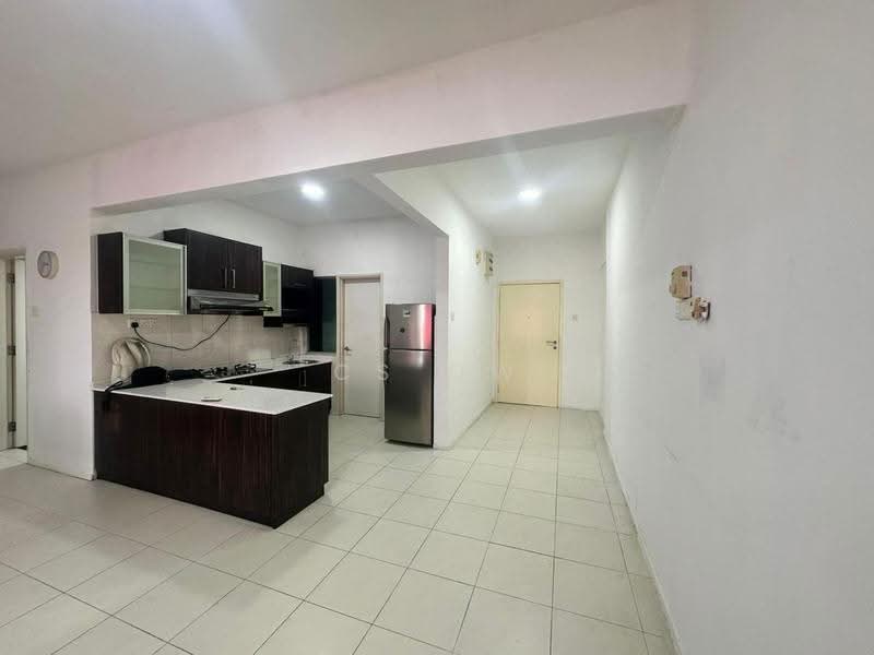 Kondominium untuk Disewa di Casa Indah 2 - CS OW - Kitchen - PropertyGuru.com.my