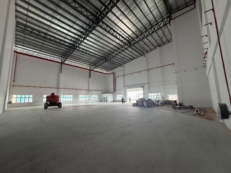 Detached Factory for Sale in Taman Desa Cemerlang (Ulu Tiram) - VK Hng - PropertyGuru.com.my