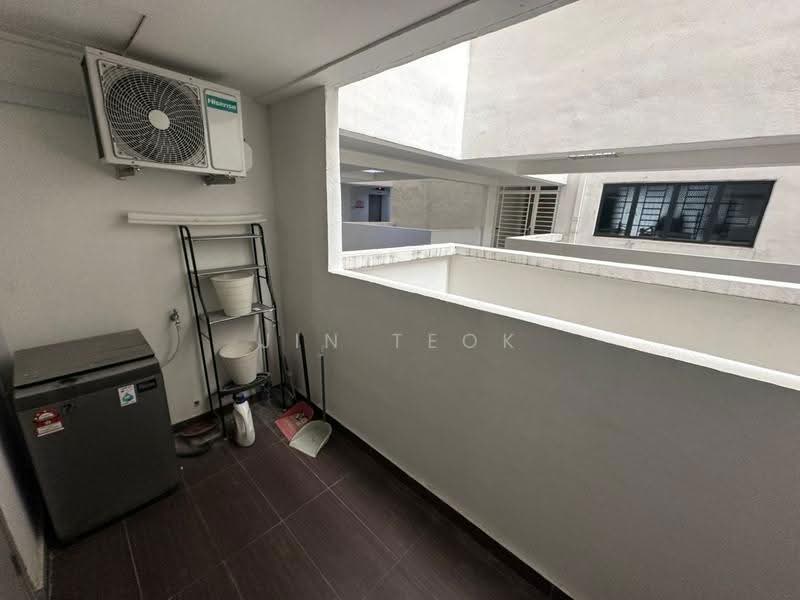 Service Residence for Rent at Residences @ 1 Tebrau - Jin Teok - Balcony - PropertyGuru.com.my