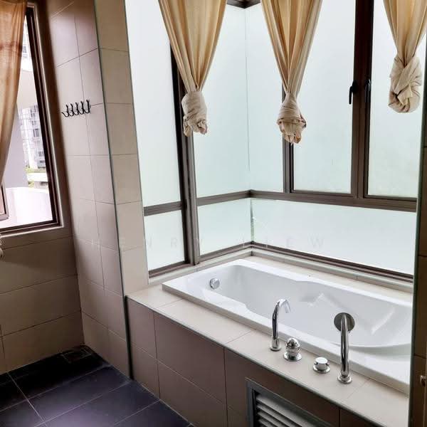 3-storey Terraced House for Sale in Cyberjaya (Selangor) - Henry Liew - Bathroom - PropertyGuru.com.my