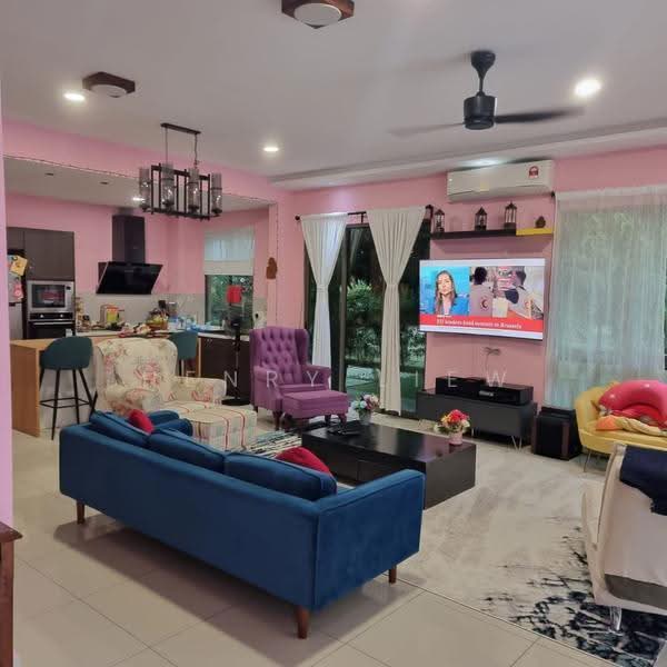 3-storey Terraced House for Sale in Cyberjaya (Selangor) - Henry Liew - Living Room - PropertyGuru.com.my