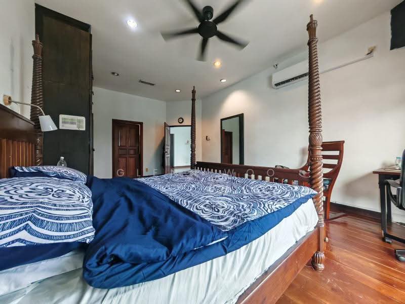 Bungalow House for Sale in Taman Kolam Air (Johor Bahru) - Glenn Woo - Bedroom - PropertyGuru.com.my