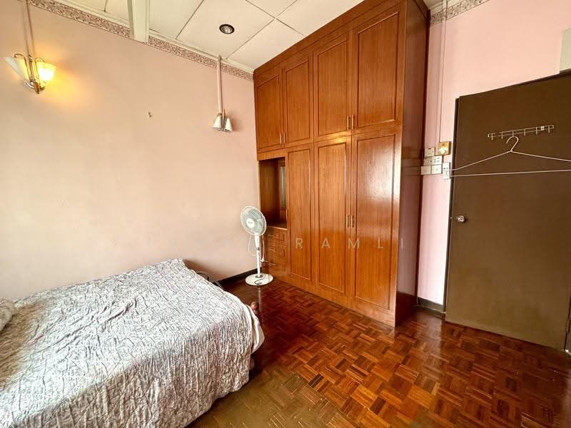 Rumah Teres 2-Tingkat untuk Dijual di Usj 11 (Subang Jaya) - Ishak Ramli - PropertyGuru.com.my
