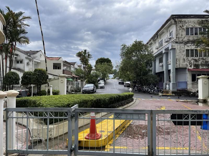 Kondominium untuk Dijual di Puncak Athenaeum - Gillian Tan - Exterior - PropertyGuru.com.my
