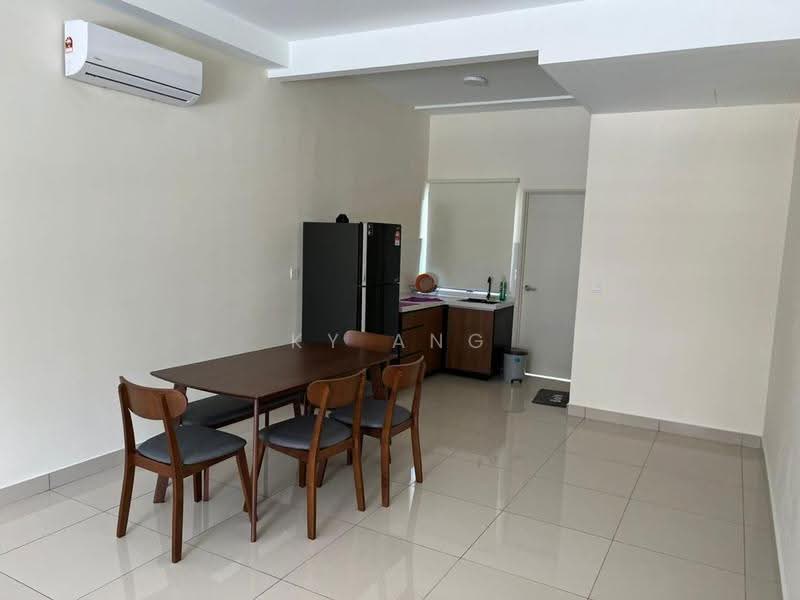 Rumah Bandar untuk Disewa di Sepang (Selangor) - KY Ang - Dining Room - PropertyGuru.com.my