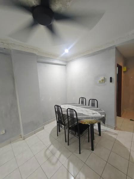 Apartment for Rent at Bayu Puteri 2 - Jax Yip - Dining Room - PropertyGuru.com.my