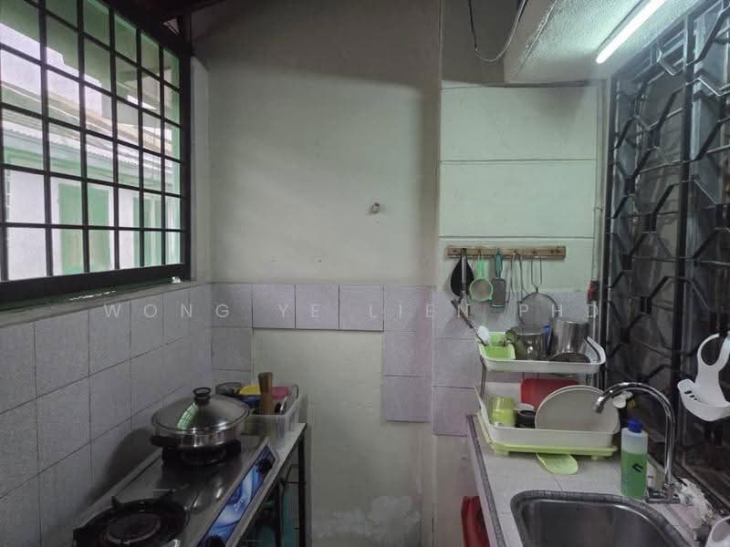 Terraced House for Sale in Puchong (Selangor) - Wong Ye Lien PhD - Kitchen - PropertyGuru.com.my