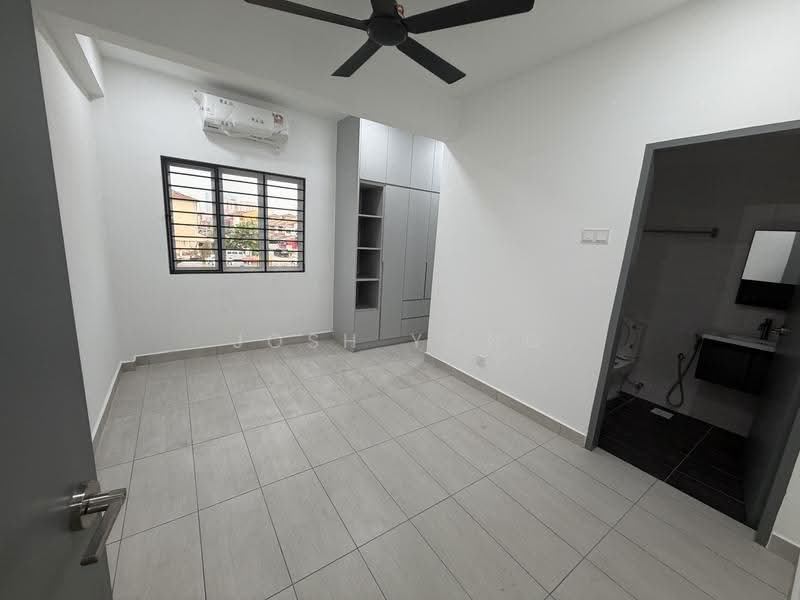 Rumah Teres 3-Tingkat untuk Dijual di Petaling Jaya (Selangor) - Josh Yong - Bedroom - PropertyGuru.com.my
