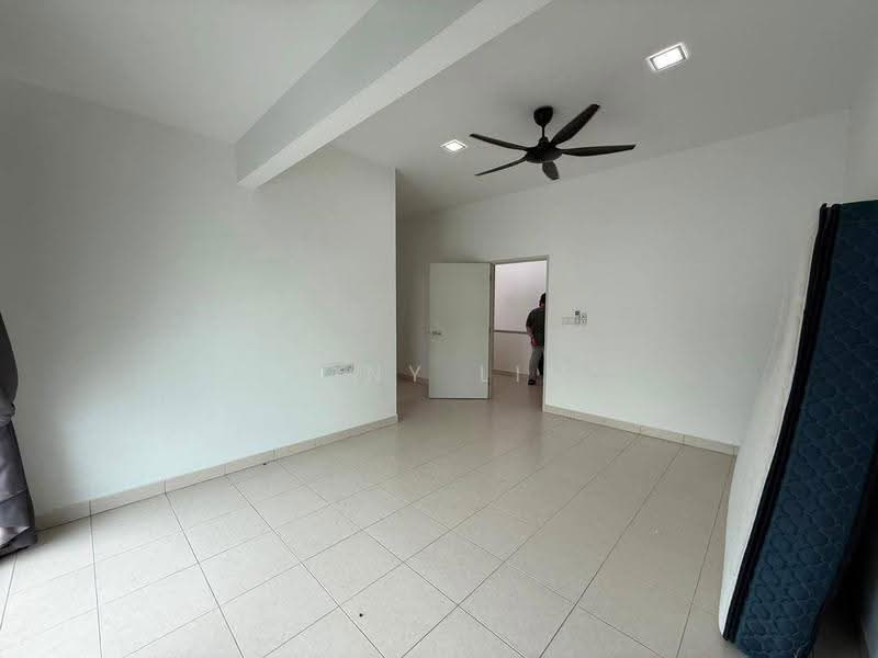 Rumah Teres 2-Tingkat untuk Disewa di Leisure Farm (Gelang Patah) - Tony Lim - Interior - PropertyGuru.com.my