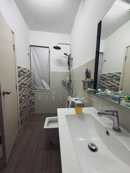 Semi-Detached House for Sale in Sunway Alam Suria (Shah Alam) - SITI KHAIRIYAH JAAFAR - PropertyGuru.com.my