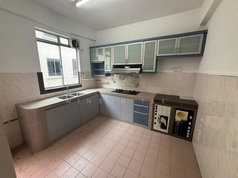 Pangsapuri untuk Dijual di Sri Awana Townhouse - Winson Tee - PropertyGuru.com.my