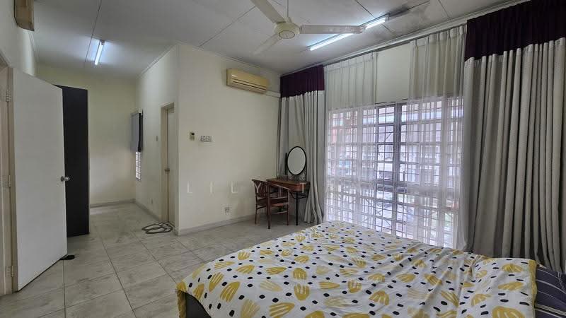 Terraced House for Sale in Alam Damai (Cheras) - Lily Tan - Bedroom - PropertyGuru.com.my