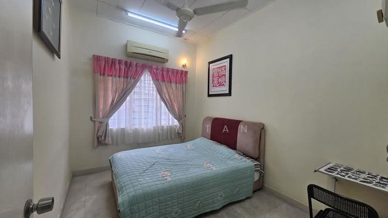 Terraced House for Sale in Alam Damai (Cheras) - Lily Tan - Bedroom - PropertyGuru.com.my